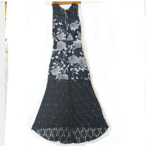 RARE Reformation floral lace maxi dress size xs